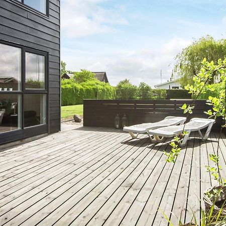 6 Person Holiday Home In Bjert Sønder Bjert Exteriör bild