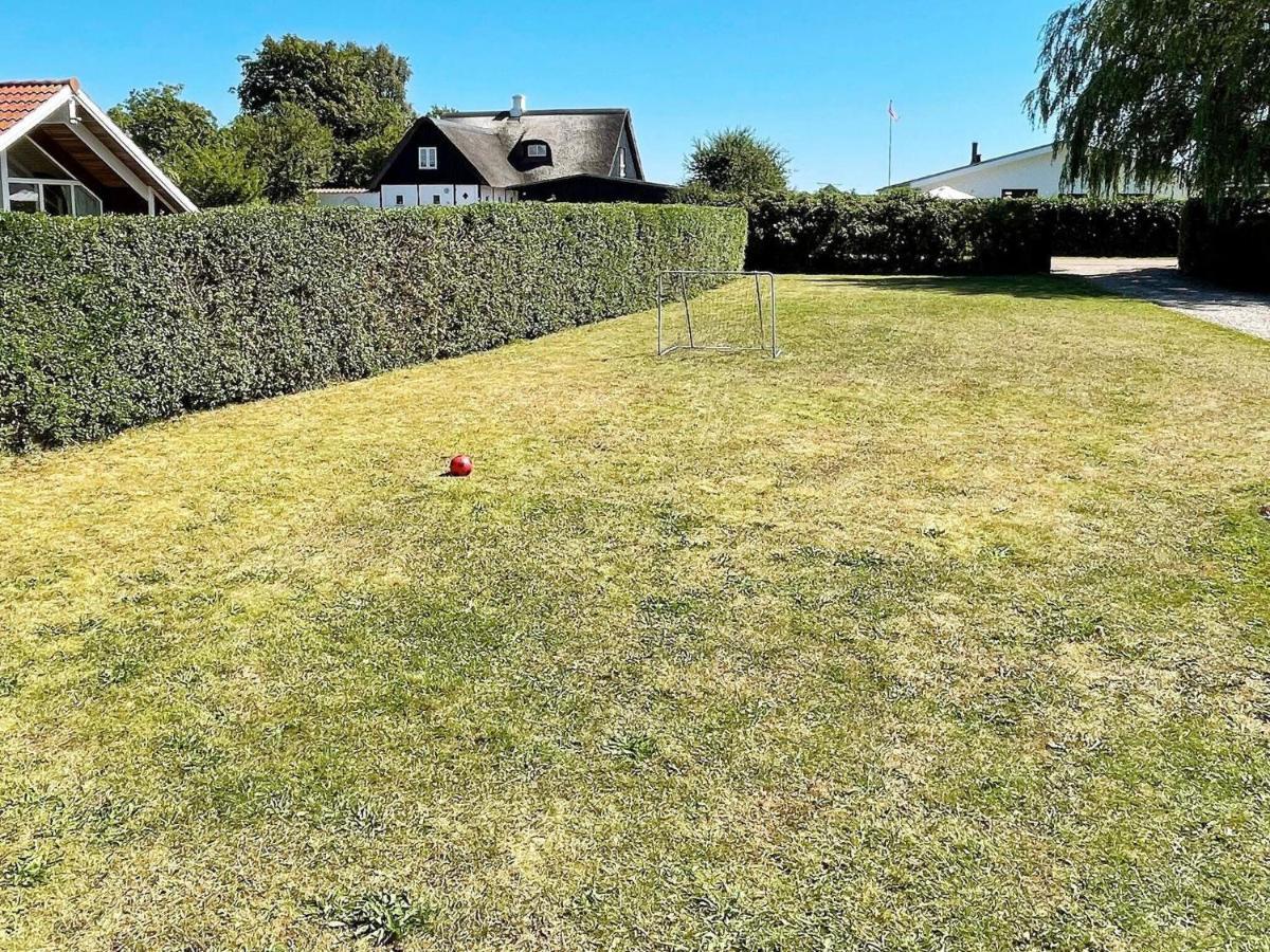 6 Person Holiday Home In Bjert Sønder Bjert Exteriör bild
