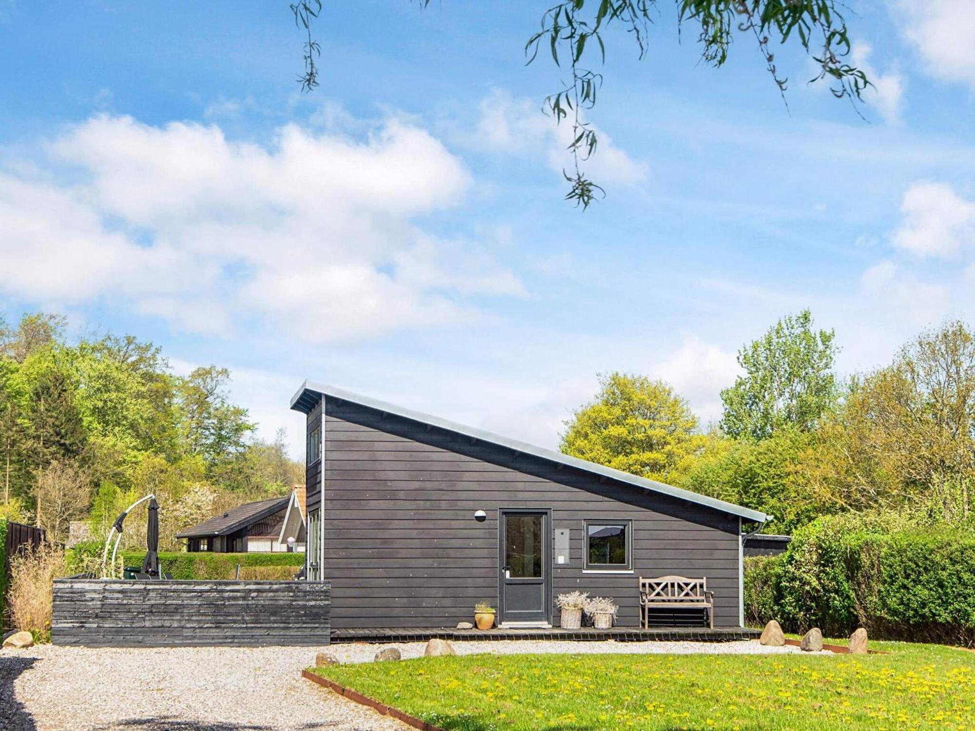 6 Person Holiday Home In Bjert Sønder Bjert Exteriör bild