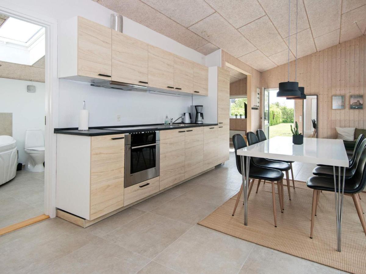 6 Person Holiday Home In Bjert Sønder Bjert Exteriör bild